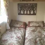 Lakeland Retreat *