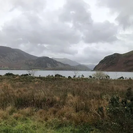 Lakeland Retreat